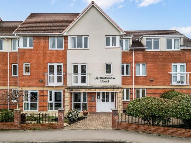 Flat for sale in Grappenhall, Warrington