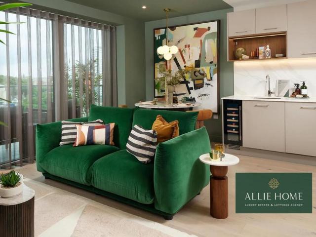 Flat for sale in Greater London