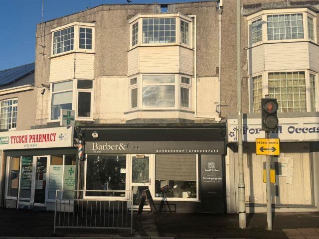 Flat for sale in Tycoch, Nangreaves