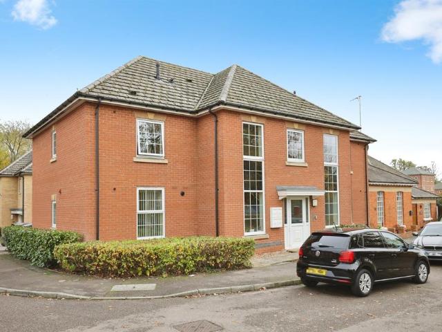 Flat for sale in Upton, Duston