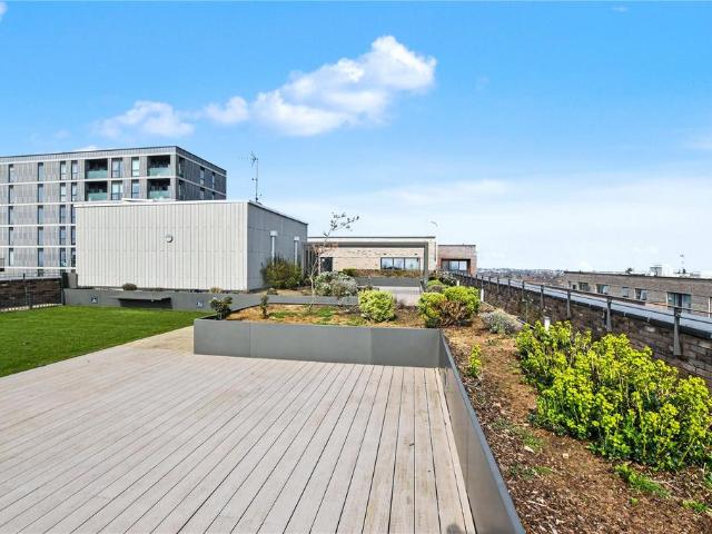 Flat for sale in Barnehurst, Greater London