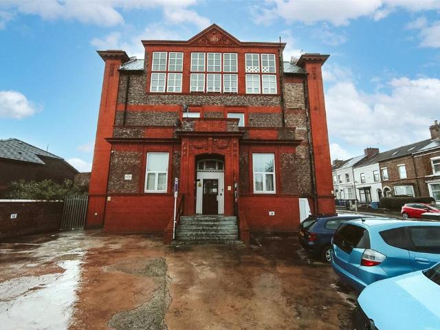 Flat for sale in Garston, Calderstones