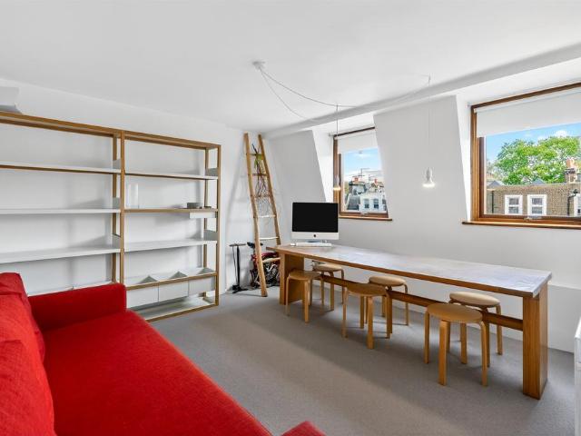 Flat for sale in Notting Hill, Greater London