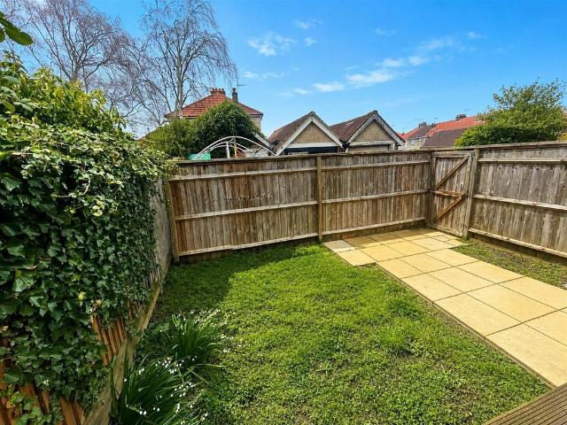 Flat for sale in Fishersgate, West Sussex