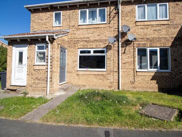 Flat for sale in Sothall, South Yorkshire