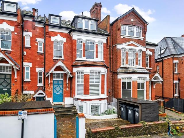 Flat for sale in Muswell Hill, Isle Of Man