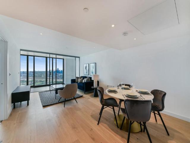 Flat for sale in Saint Matthias Estate, Poplar Grove