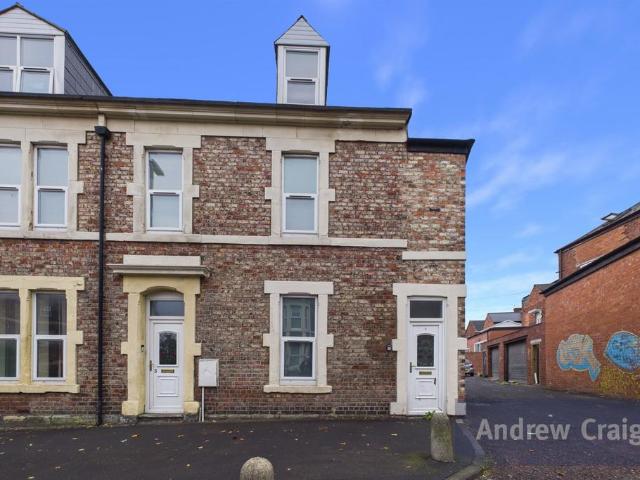 Flat for sale in Bensham, Gateshead
