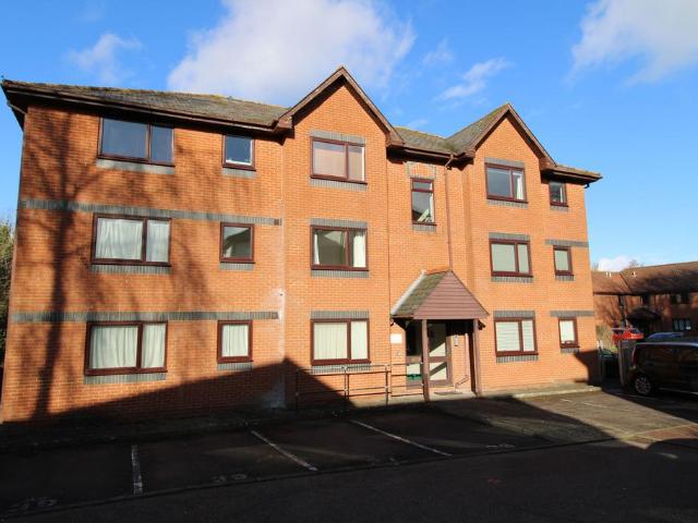 Flat for sale in Priest Down, Hampshire