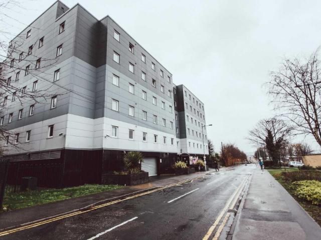 Flat for sale in Great Horton, West Yorkshire