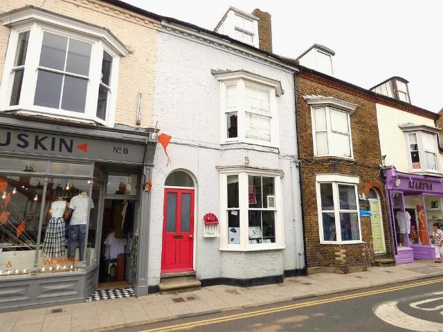 Flat for sale in Tankerton, Canterbury