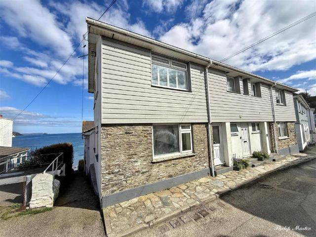 Flat for sale in Treloan, Gerrans