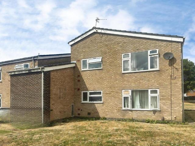Flat for sale in Elmfield, Leicestershire