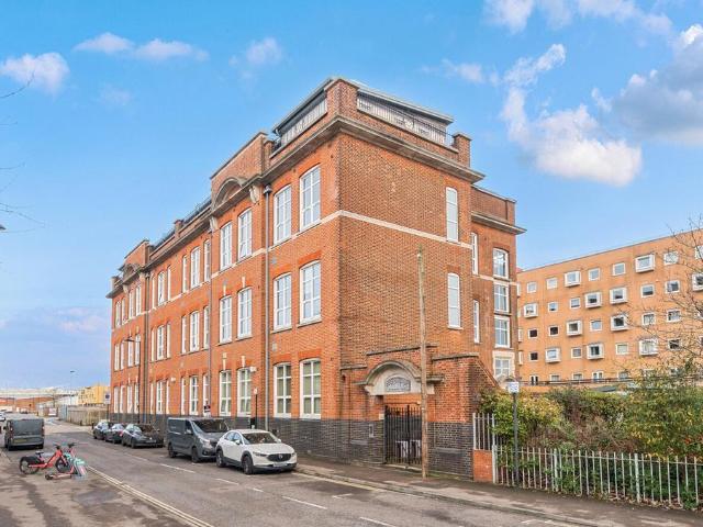 Flat for sale in St Mary's, Isle Of Man