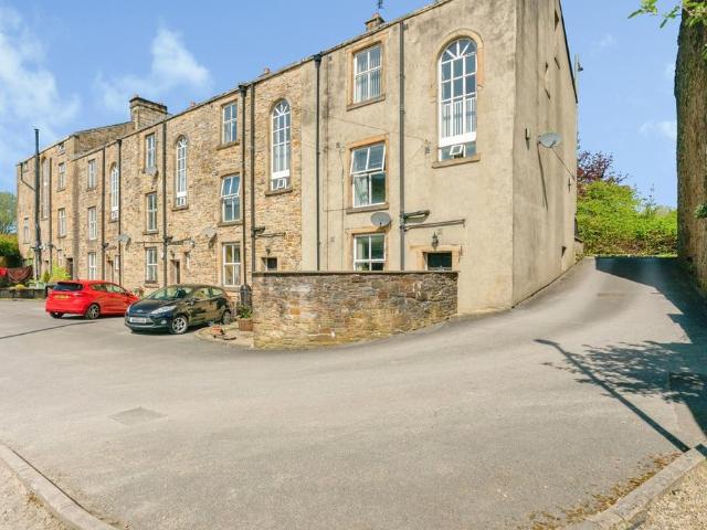 Flat for sale in Burnley Wood, Burnley