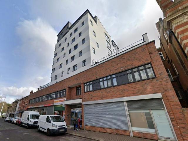 Flat for sale in Aldershot, Hampshire