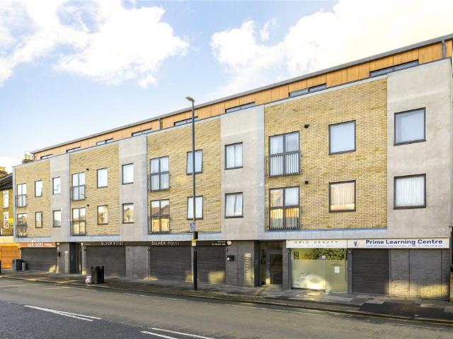 Flat for sale in London Borough of Newham, Greater London