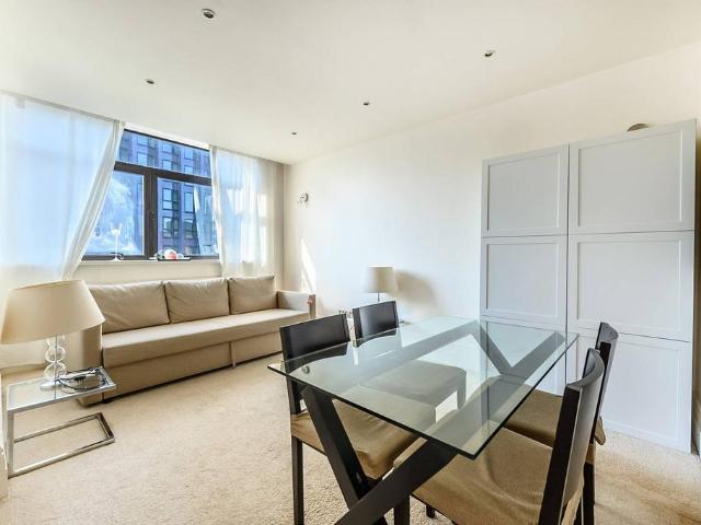 Flat for sale in Westminster, Victoria