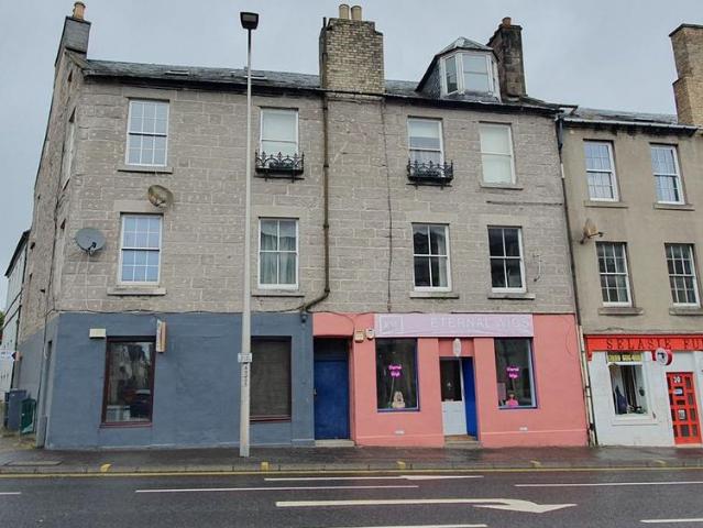 Flat for sale in Bridgend, Moneydie