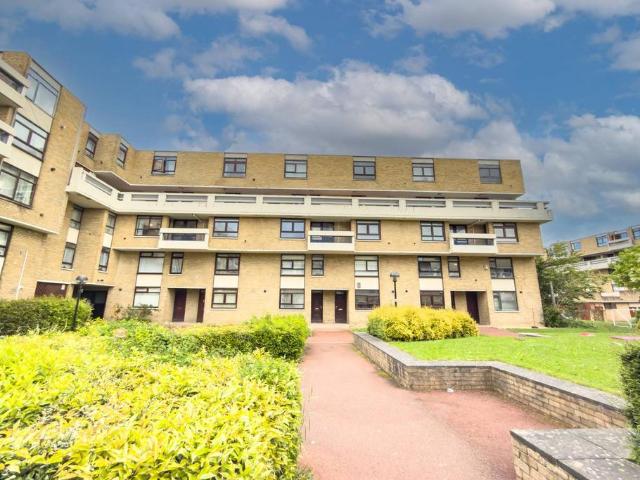 Flat for sale in Washington, Sunderland