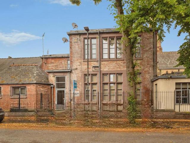 Flat for sale in Georgia, Greater Manchester