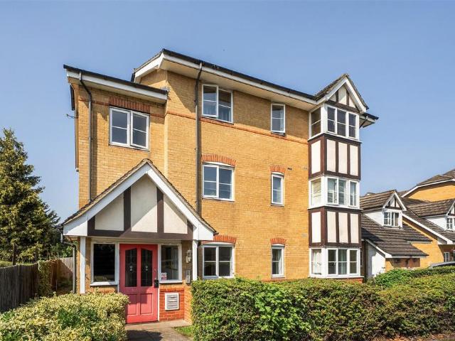 Flat for sale in Cauldwell, Bedford