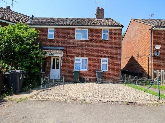 Flat for sale in Bridgefield, Kent