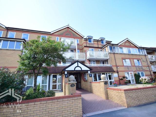 Flat for sale in St Annes, Lytham