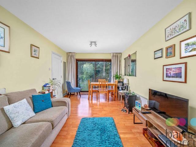 Flat for sale in North Finchley, Isle Of Man