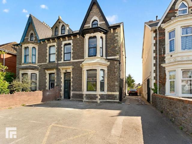 Flat for sale in Falcon Lodge, Wales