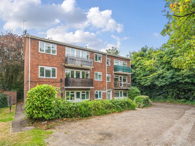 Flat for sale in Banister's Park, Isle Of Man