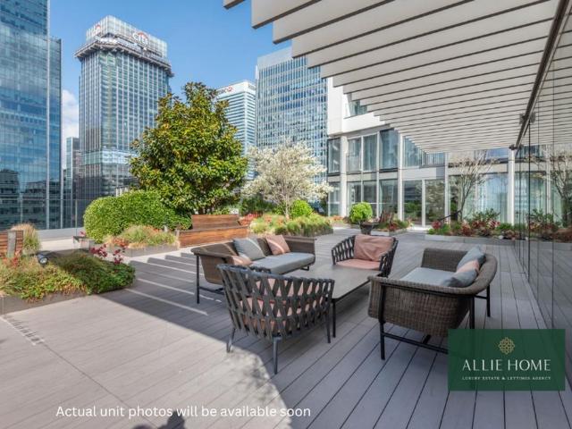 Flat for sale in Isle Of Dogs, Greater London
