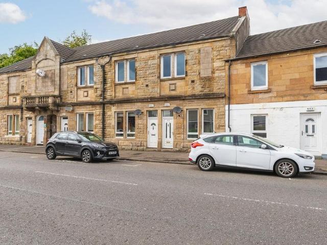 Flat for sale in Cambusnethan, Newmains