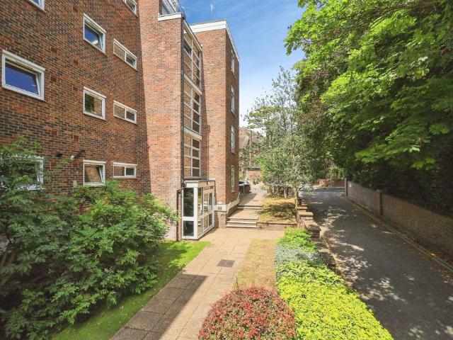 Flat for sale in Upperton, Eastbourne