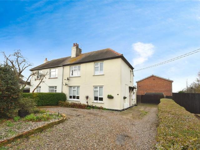 Flat for sale in Sutton, Barling