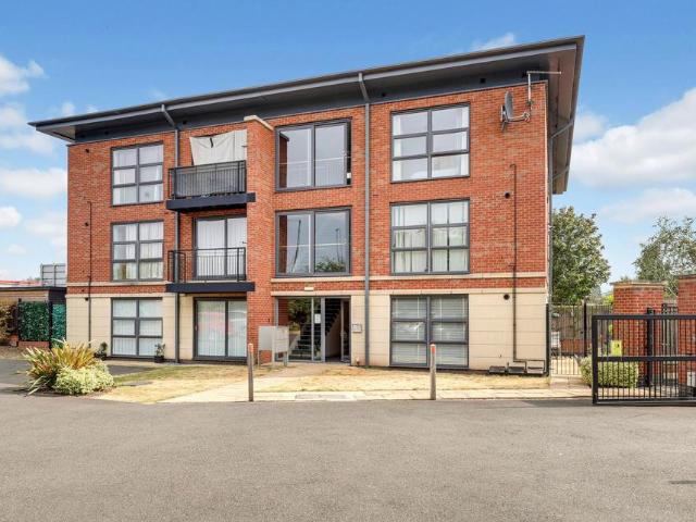 Flat for sale in Haddon, East Midlands