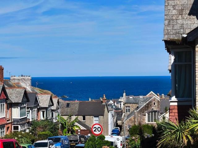 Flat for sale in Newquay, Cornwall