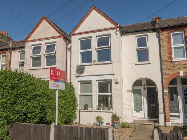 Flat for sale in Anerley, Greater London