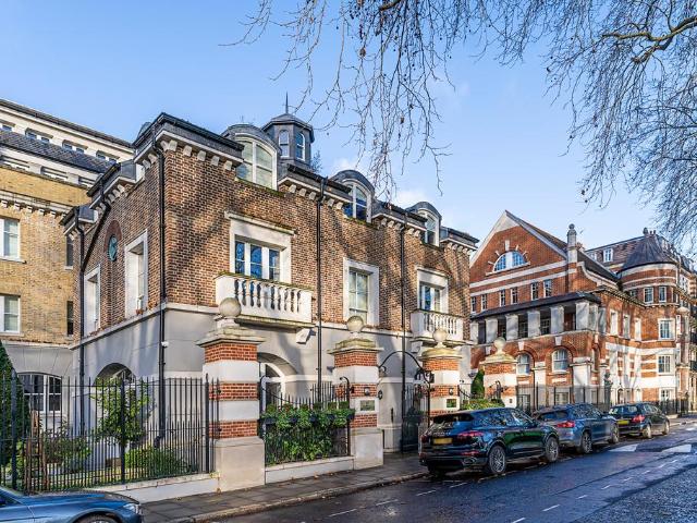 Flat for sale in Victoria, Isle Of Man