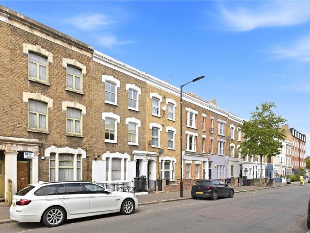 Flat for sale in Homerton, Greater London
