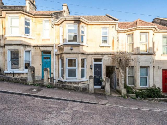 Flat for sale in Bathwick, Dulcote