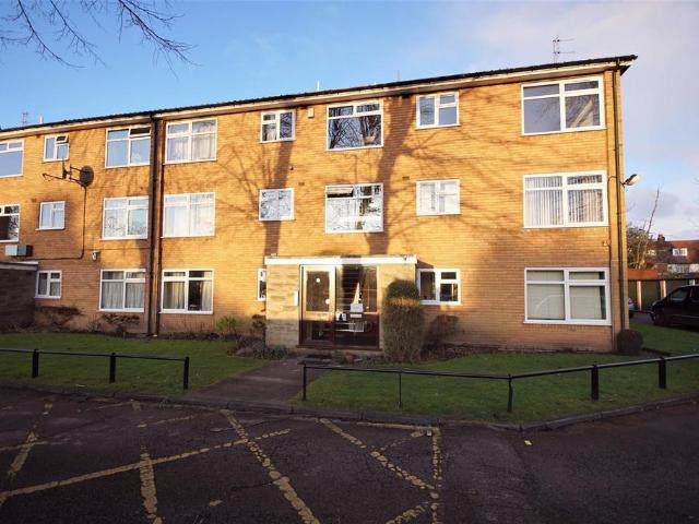 Flat for sale in Wake Green, West Midlands