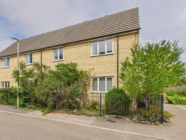 Flat for sale in Black Bourton, Oxfordshire