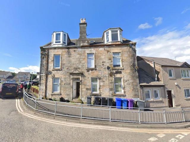 Flat for sale in Kilbirnie, Scotland