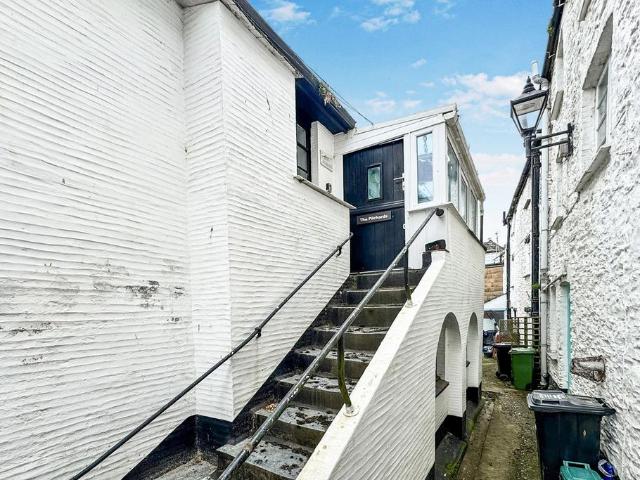 Flat for sale in Plaidy, Looe