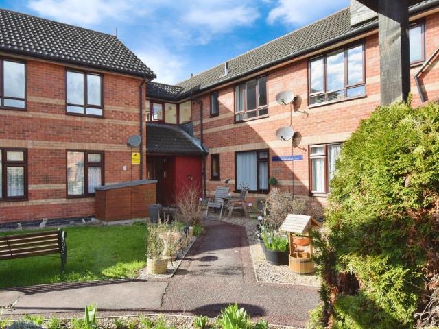 Flat for sale in South Wigston, Wigston Magna