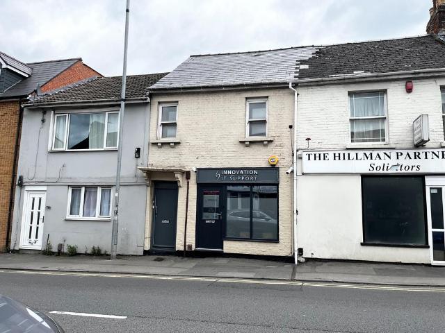Flat for sale in Rodbourne, Swindon