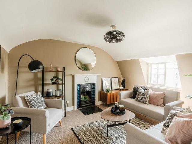 Flat for sale in Spike Island, Feckenham