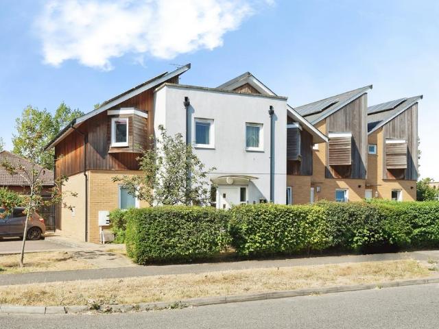 Flat for sale in Martyrs Field, The Bridge