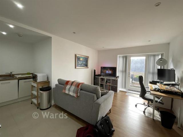 Flat for sale in Barracks, The Bridge